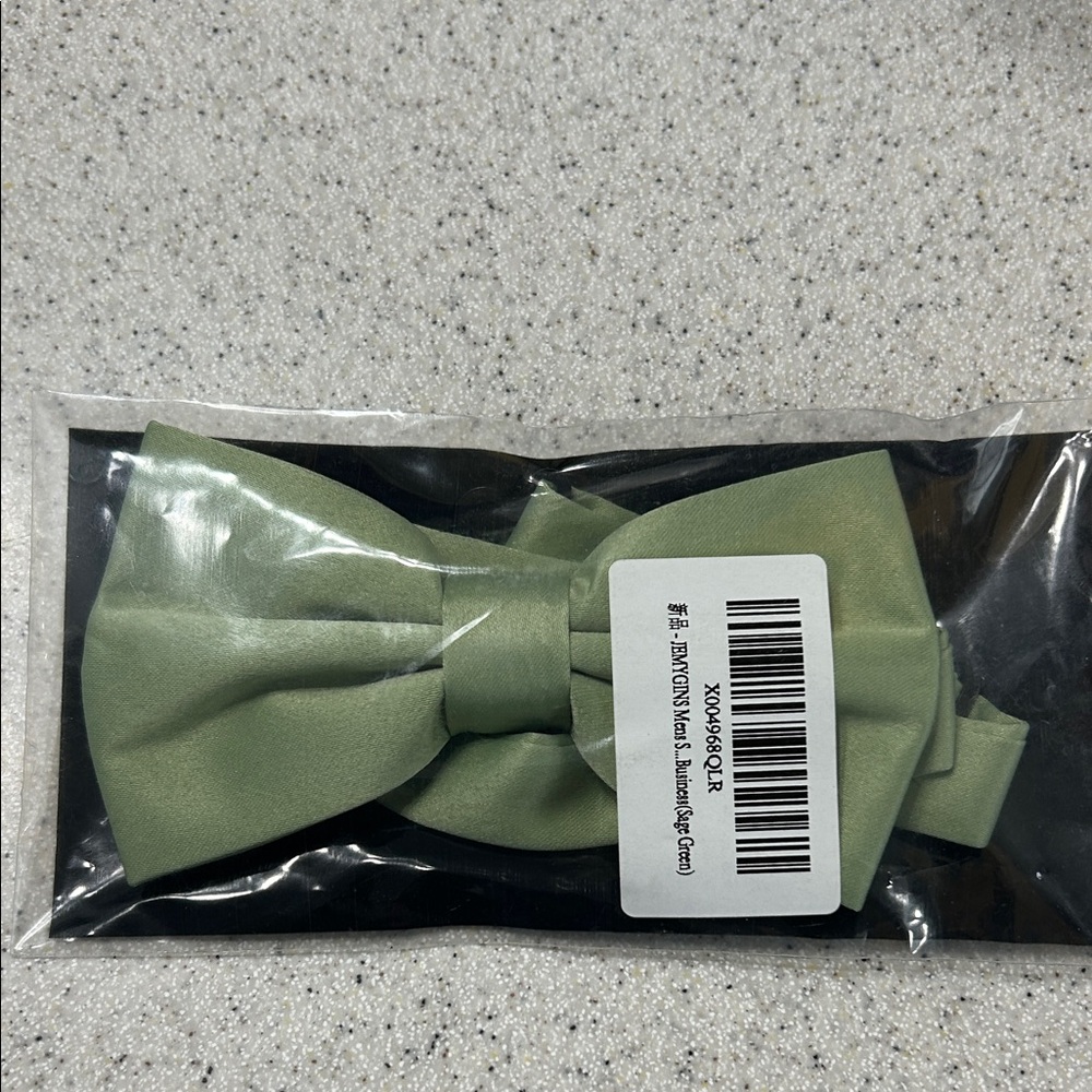 Sage Green Bow Tie NWT
